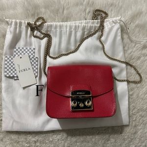 FURLA CHAIN BAG RED WITH TAGS